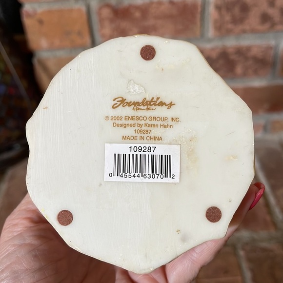 Enesco Foundations by Karen Hahn Angel Figurine Holding Star - Picture 6 of 6